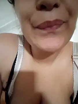Snapshot of Joojo-sex chatting on October 26, 12:11 pm Joojo-sex online show from October 26, 12:11 pm