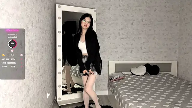 FakeLamb online show from November 21, 9:06 pm