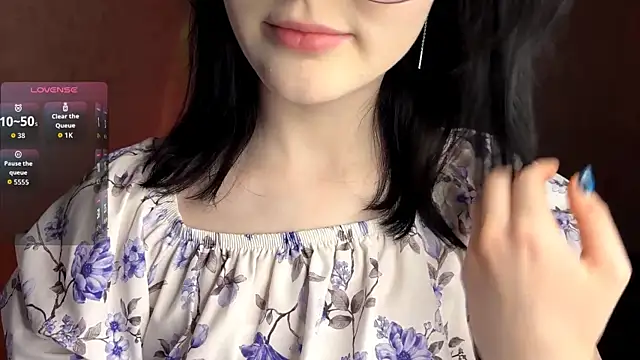 FakeLamb online show from April 10, 9:21 pm