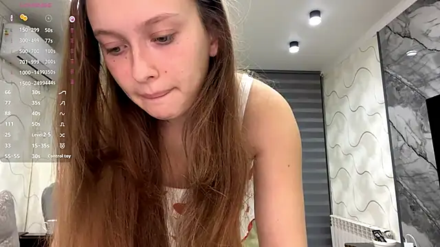 Snapshot of CharlynDini chatting on October 10, 3:17 pm CharlynDini online show from October 10, 3:17 pm