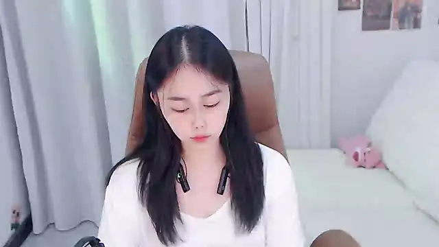 Snapshot of BOBO-jiang chatting on October 15, 1:46 pm BOBO-jiang online show from October 15, 1:46 pm