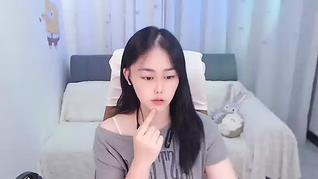 Snapshot of BOBO-jiang chatting on September 18, 2:37 pm BOBO-jiang online show from September 18, 2:37 pm