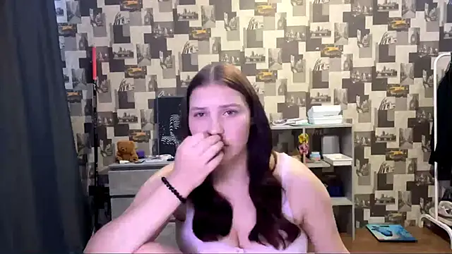 Snapshot of SwiiSweet chatting on September 27, 4:58 pm SwiiSweet online show from September 27, 4:58 pm