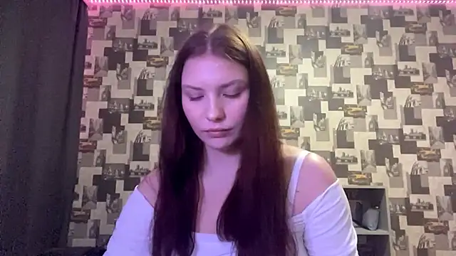 Snapshot of SwiiSweet chatting on September 10, 4:29 pm SwiiSweet online show from September 10, 4:29 pm