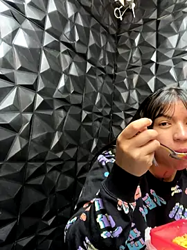 lil charme online show from September 11, 5:57 pm