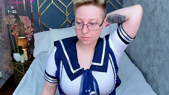 AlexandraGreen online show from September 19, 9:14 pm