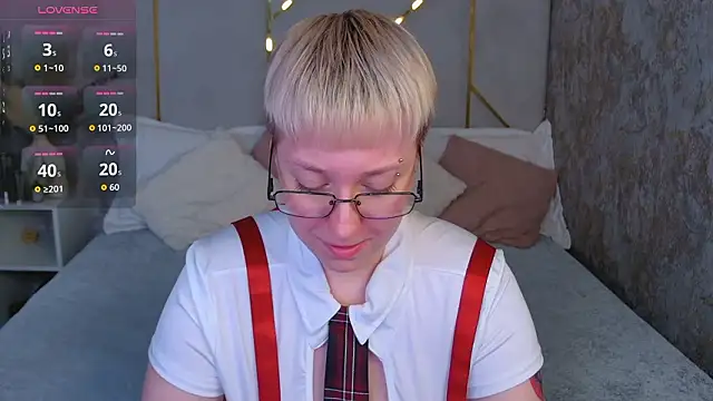 AlexandraGreen online show from January 17, 9:22 pm