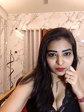 QUEEN-ADITI online show from March 2, 6:14 pm