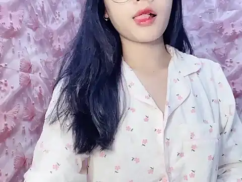 Snapshot of Miumiu028 chatting on October 3, 3:50 pm Miumiu028 online show from October 3, 3:50 pm