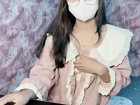 Snapshot of Miumiu028 chatting on October 16, 2:25 am Miumiu028 online show from October 16, 2:25 am
