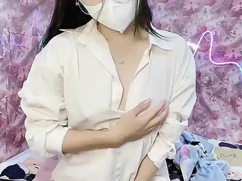 Snapshot of Miumiu028 chatting on October 18, 3:42 am Miumiu028 online show from October 18, 3:42 am