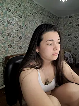 Albi Glow online show from September 27, 6:37 pm