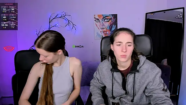 khloebeauty online show from November 9, 8:16 pm