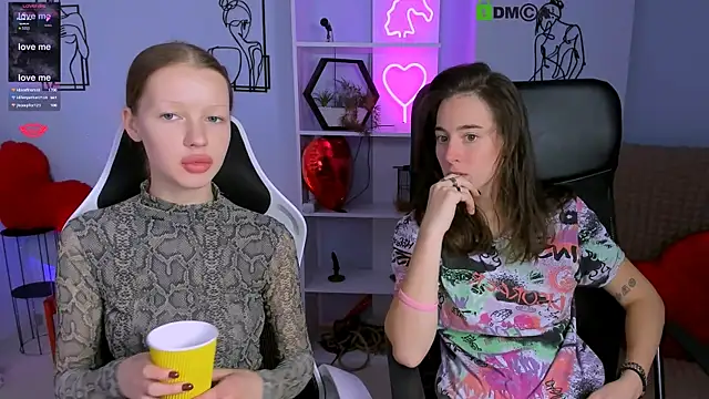 khloebeauty online show from October 10, 7:30 pm