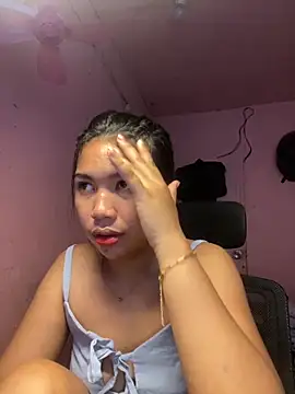 Snapshot of aniya_04 chatting on October 14, 1:52 am aniya 04 online show from October 14, 1:52 am