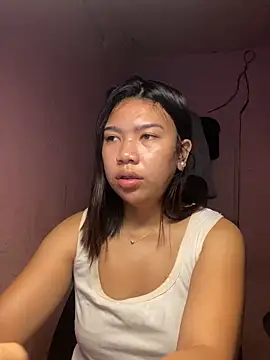 Snapshot of aniya_04 chatting on October 18, 10:55 pm aniya 04 online show from October 18, 10:55 pm