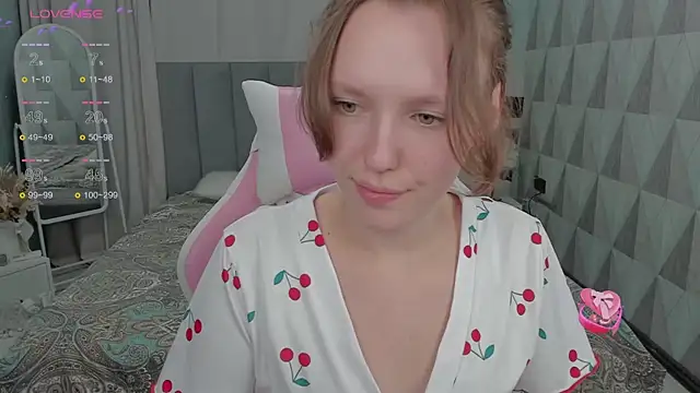 Snapshot of Hellena_Here chatting on September 10, 8:20 pm Hellena Here online show from September 10, 8:20 pm