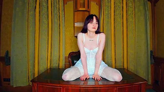 KatyKufel online show from March 29, 8:08 pm