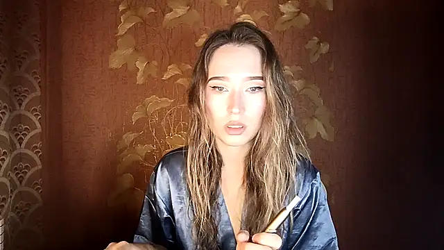 Snapshot of Awora_Wolf chatting on October 18, 7:59 pm Awora Wolf online show from October 18, 7:59 pm
