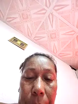 Naomi-Mature online show from November 24, 11:34 am