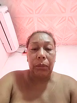 Naomi-Mature online show from December 16, 9:26 am