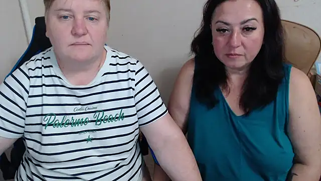 Snapshot of Bertie_Adeline chatting on September 17, 5:33 pm Bertie Adeline online show from September 17, 5:33 pm