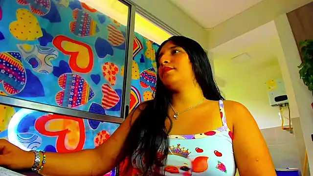 Snapshot of laura_goddess_ts chatting on September 19, 5:01 pm laura goddess ts online show from September 19, 5:01 pm