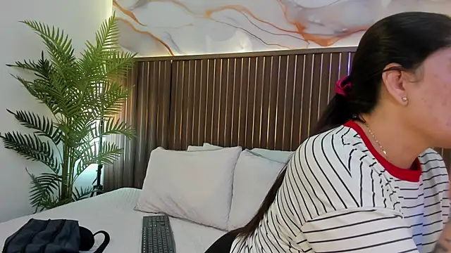 Roxie-NS online show from January 14, 11:48 am