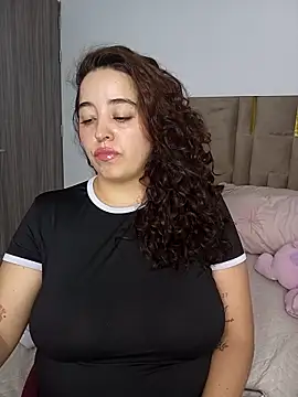 LoanaSantos online show from March 24, 11:10 pm