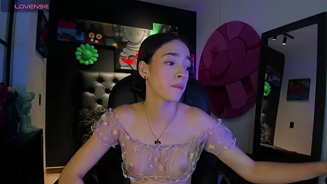 miIa bratz online show from February 28, 9:47 pm