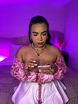 Vicky Saidi online show from January 18, 10:33 am