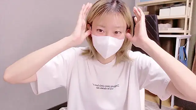 Nana  ch online show from October 21, 11:25 am