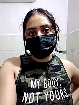 sexy aaliya hamidi online show from December 5, 10:05 am