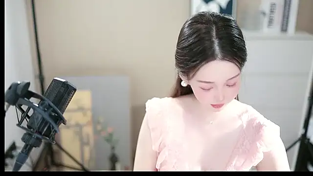 abbyli12 online show from November 7, 4:12 pm