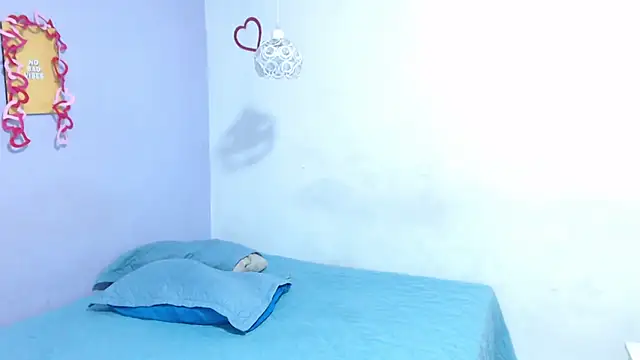 onixandghosty1 online show from November 27, 7:28 pm