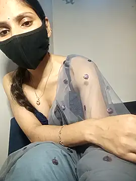 TheSassyGirl7 online show from October 6, 6:56 pm