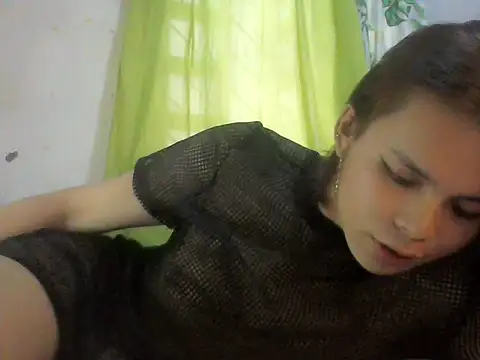 Snapshot of kera_metina chatting on September 24, 6:01 am kera metina online show from September 24, 6:01 am