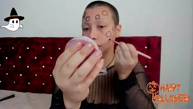 Snapshot of Cherry_vald chatting on October 7, 1:37 pm Cherry vald online show from October 7, 1:37 pm