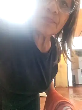 Vickysweeeettt online show from April 17, 11:07 pm