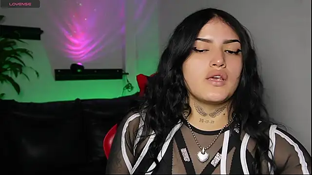 sari belle online show from September 29, 9:20 pm