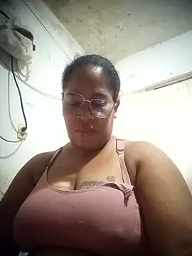 Big ass submissive online show from December 4, 12:51 pm