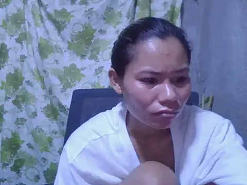 Sweeetgurll online show from November 15, 9:32 am