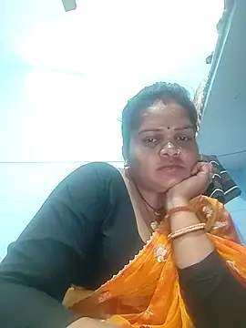 Snapshot of Rashi_cut chatting on October 17, 4:27 am Rashi cut online show from October 17, 4:27 am