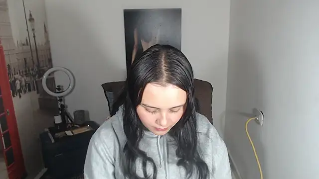 Snapshot of crazy_daniela chatting on October 1, 9:09 pm crazy daniela online show from October 1, 9:09 pm