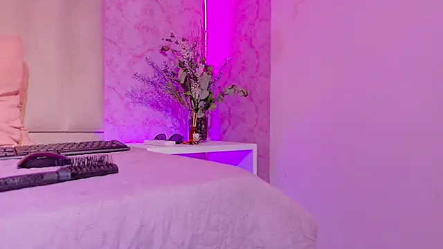 Paulina Sodi online show from September 19, 12:15 pm