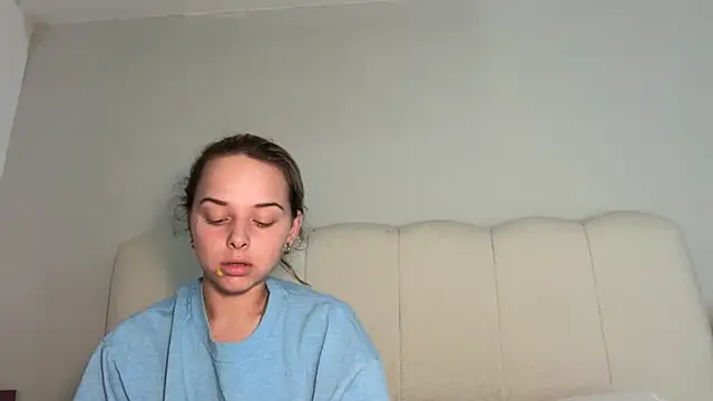 KayleeBella online show from April 5, 7:13 pm