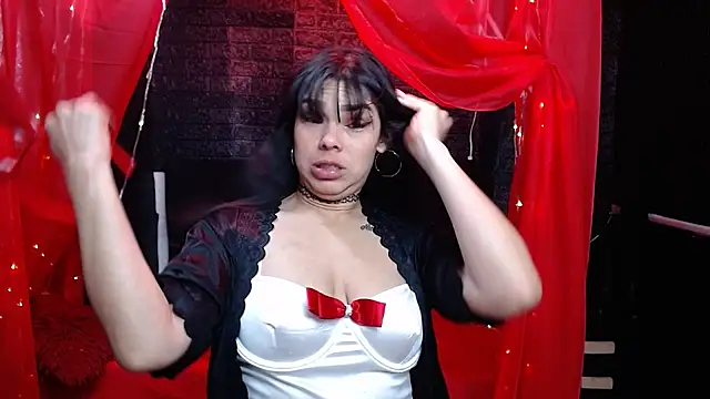 brenda smile33 online show from December 3, 1:57 pm