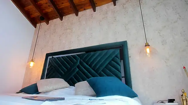 Sofi Moreno online show from March 11, 12:31 pm