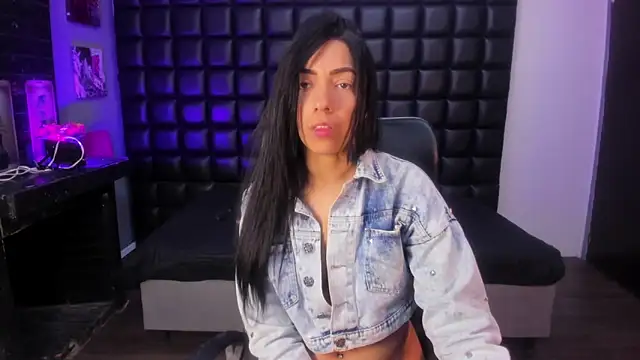 ashlyy sweet  online show from April 18, 2:52 pm