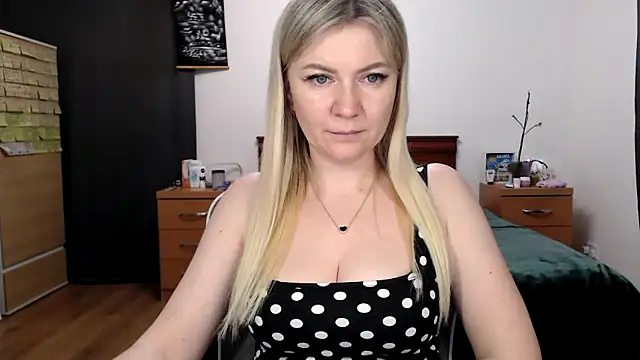 ParadiseAlina online show from March 27, 6:52 pm